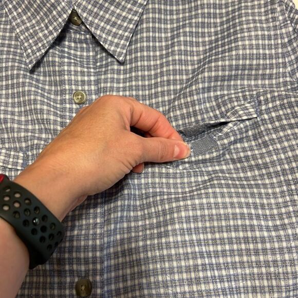 Columbia GRT Sleeveless Blouse - Picture 5 of 8